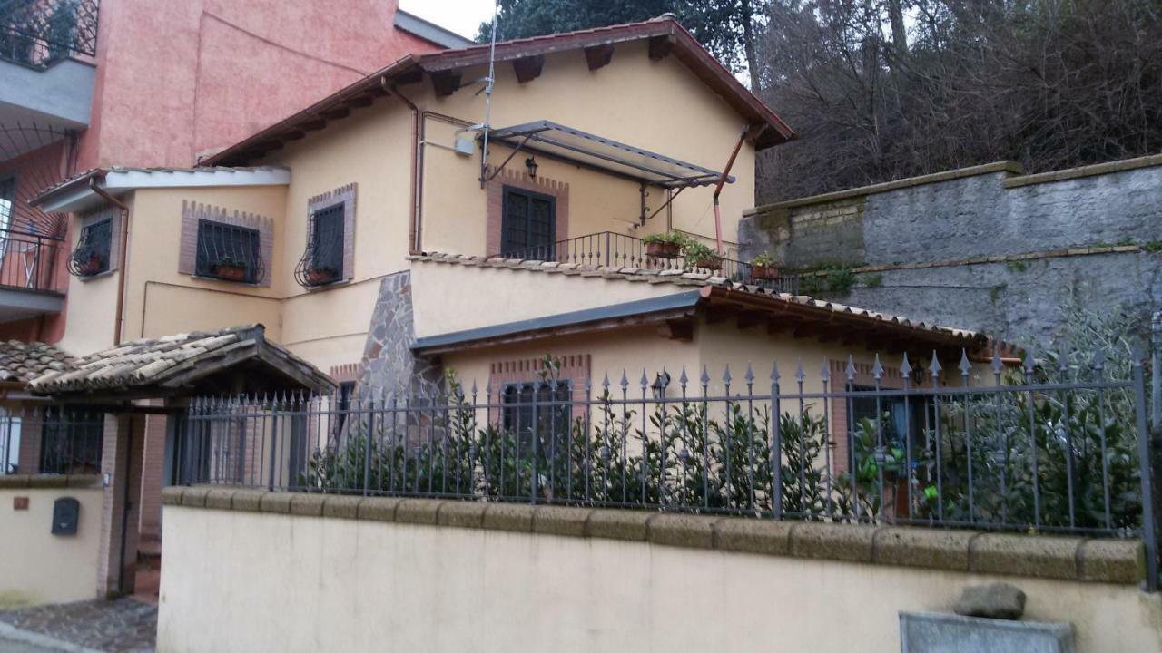 Il Pettirosso Villa Cesano Luaran gambar